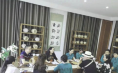 �׾�Ʒ�b������