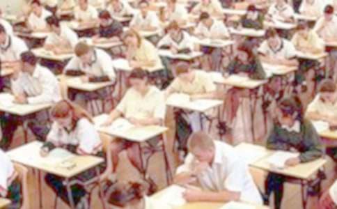 期中考試勵(lì)志演講稿