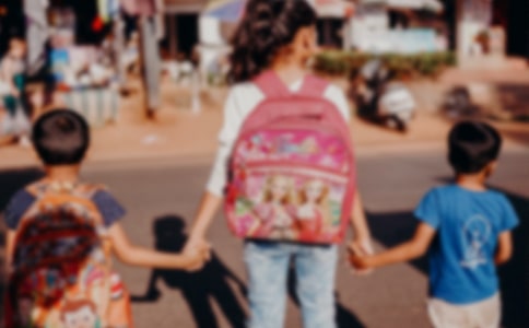 ���؃�ͯ�ͷ�ӛ�(����8ƪ)