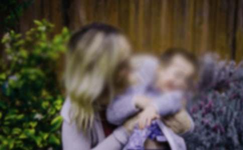 第一次抱母親讀后感9篇