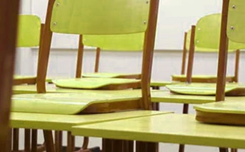 �ж�ĸУ���v�巶��