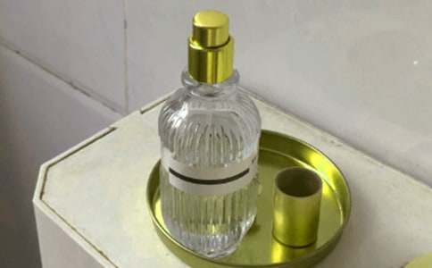 關(guān)于香水的唯美句子7篇(優(yōu)秀)