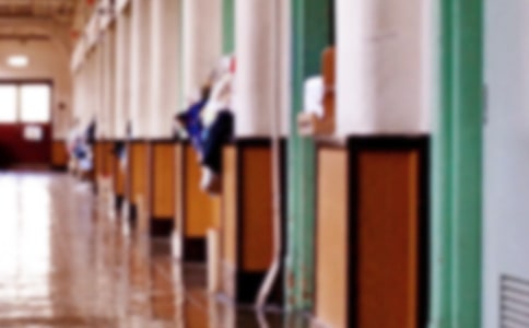 �W(xu��)У��ͨ��ȫ�������v�巶�ģ�ͨ��12ƪ��