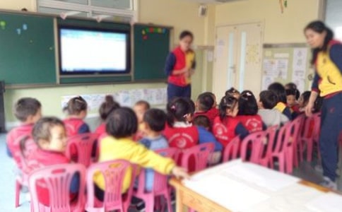 幼兒園教師述職報(bào)告11篇