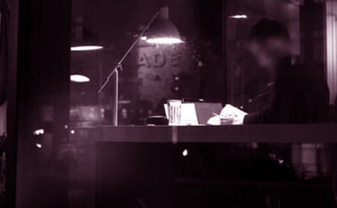 高三生網(wǎng)上“拼友”熬夜苦讀