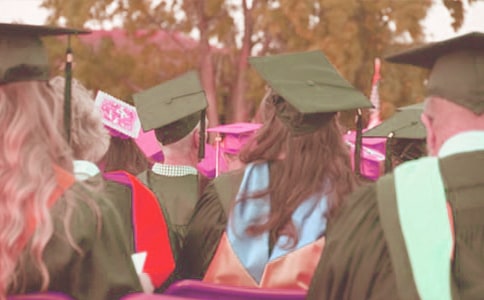 畢業(yè)生勞動(dòng)局實(shí)習(xí)自我鑒定