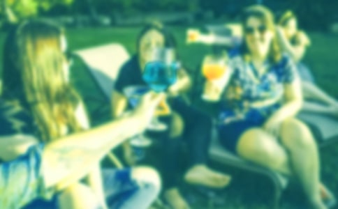 畢業(yè)酒會(huì)邀請(qǐng)函范文