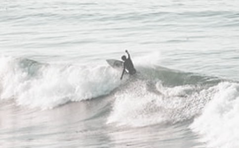 關(guān)于沖浪作文