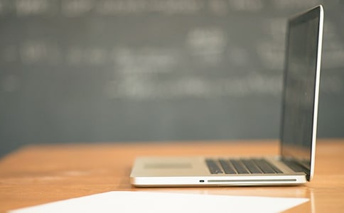 (優(yōu)選)關(guān)于電腦的作文