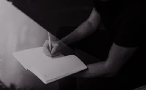 《逼上梁山的豺》讀后感