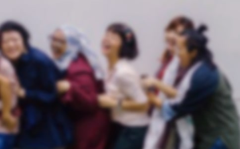 3.8�DŮ��Ӻ��󣨾��x15ƪ��