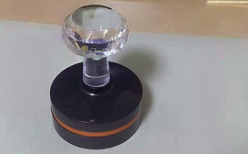 ���w�µļ�˽ُ�N��ͬ