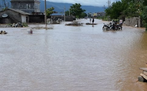 改進(jìn)的TOPMODEL在流域洪水模擬中的應(yīng)用研究