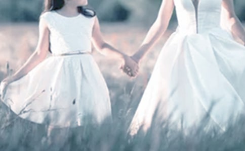 小蜻蜓花花童話作文