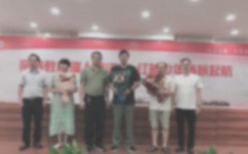 畢業(yè)生歡送會(huì)畢業(yè)感言