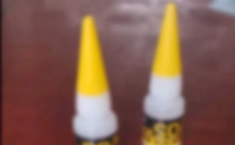 手被502膠水粘住了怎么辦