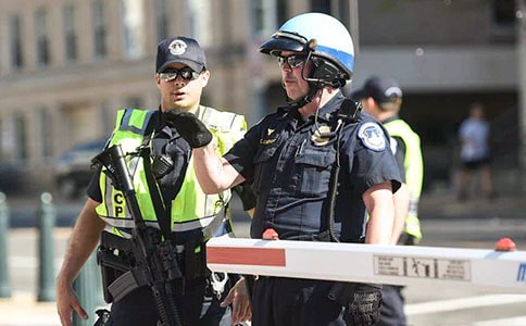 �򽻾����徴�Yο����ӷ�������