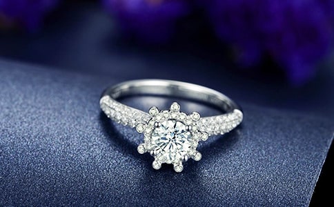 一枚戒指(轉載)