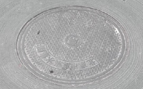 關(guān)于井蓋的作文