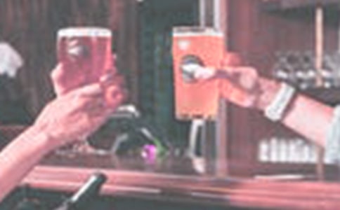 ��Ĭ���ƺ��ξ���