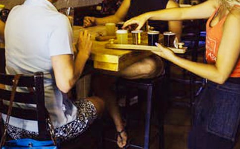 接待客人作文(精選21篇)