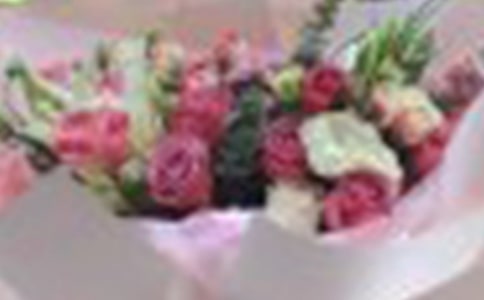 【精選】玫瑰作文300字合集九篇