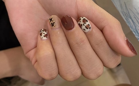 美甲有技巧:指甲油涂法及日常保養(yǎng)