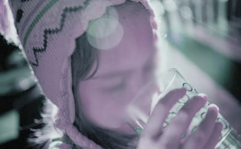 ���H�oŮ���ĳ��˶Y��һ����