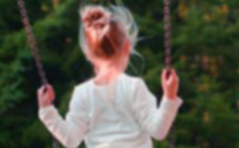 揮著翅膀那女孩作文