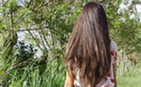 �x��Ů���������Č����f���и�