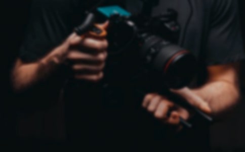 這張照片是在黃昏拍攝的還是在黎明拍攝的?