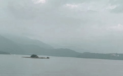 美麗的日月潭小學(xué)生優(yōu)秀作文400字(通用58篇)