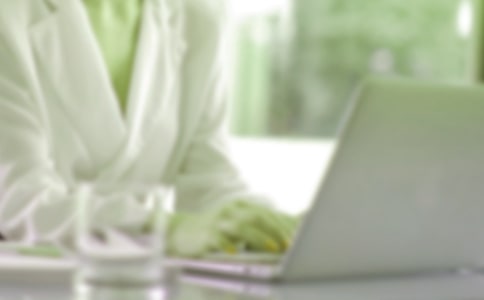 影響電子商務(wù)在中國發(fā)展的因素