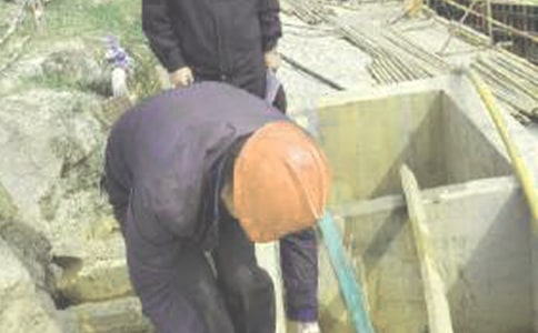 �b�ʩ�������ƶ�