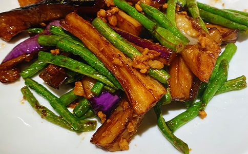 ͯȤ��һ�����¶ཡ�����ڴ�����̎�w��ϲ�g�c���Y�������Ҫʳ�����~�(��һ����)