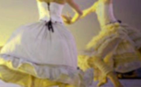 大班美術(shù)活動(dòng)跳舞的樹葉教案(精選6篇)