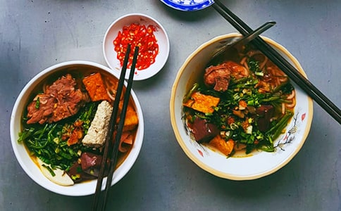 ���õ����͵�����600��