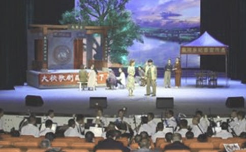 �W(xu��)У��ˇ�ݳ���(ji��)Ŀ���~