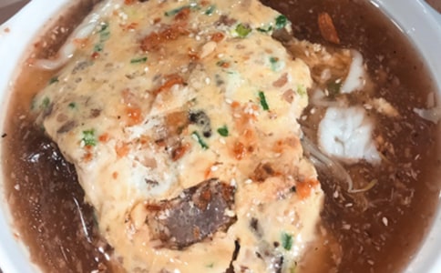 大學(xué)的情侶午餐