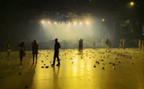 �R�r�݆T����