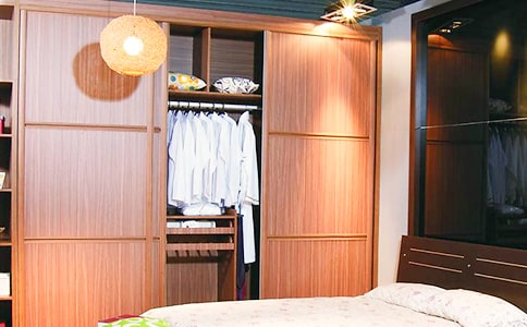 衣柜移門安裝方法