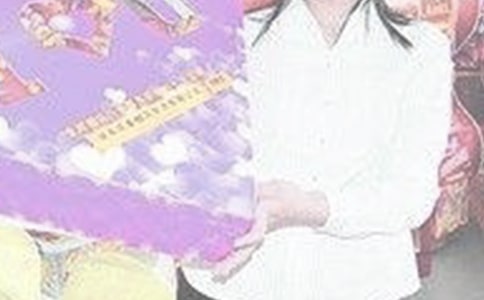 超市營業(yè)員的自我評價范文