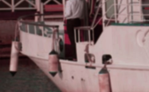 方便的太陽能游艇