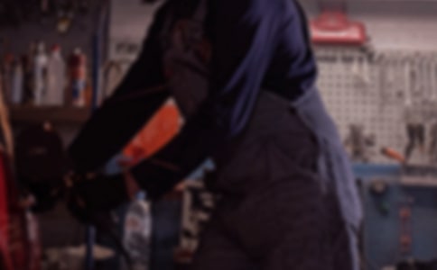 應(yīng)聘企業(yè)高管職位工作的自我評(píng)價(jià)