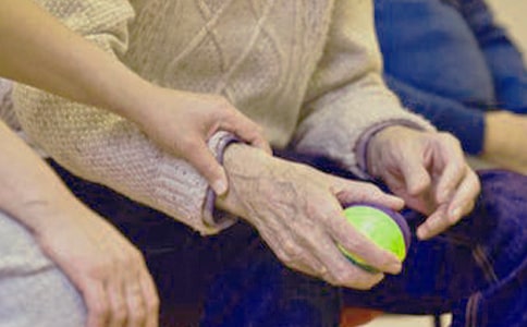 茶到中年優(yōu)美散文