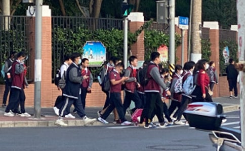 初中學(xué)生成績(jī)單評(píng)語(yǔ)(匯編13篇)