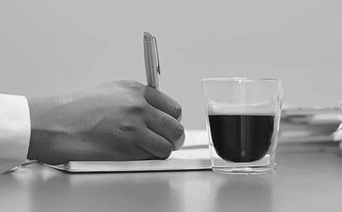 һ���ŵ�����400��4ƪ���]��